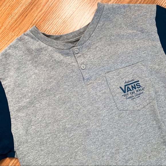 Vans • T-shirt - Picture 2 of 3